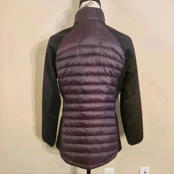 32 Degrees Purple and Black Women's Puffer Jacket - Picture 3 of 11